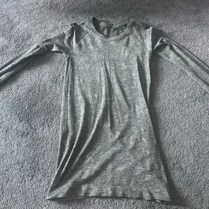 Lululemon Swiftly Tech Size 6